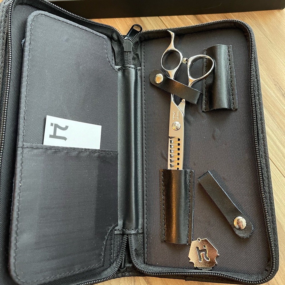Hattori Hanzo Tenshi Texturizer hair cutting shears like new, Japanese steel